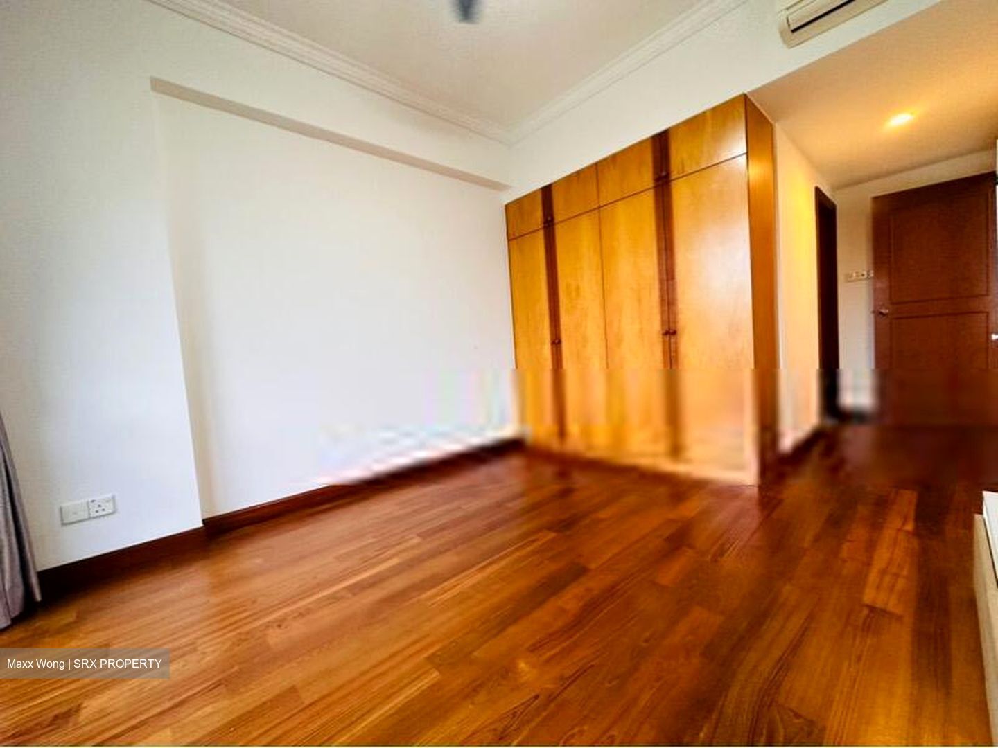 Hillview Avenue (D23), Condominium #556349281